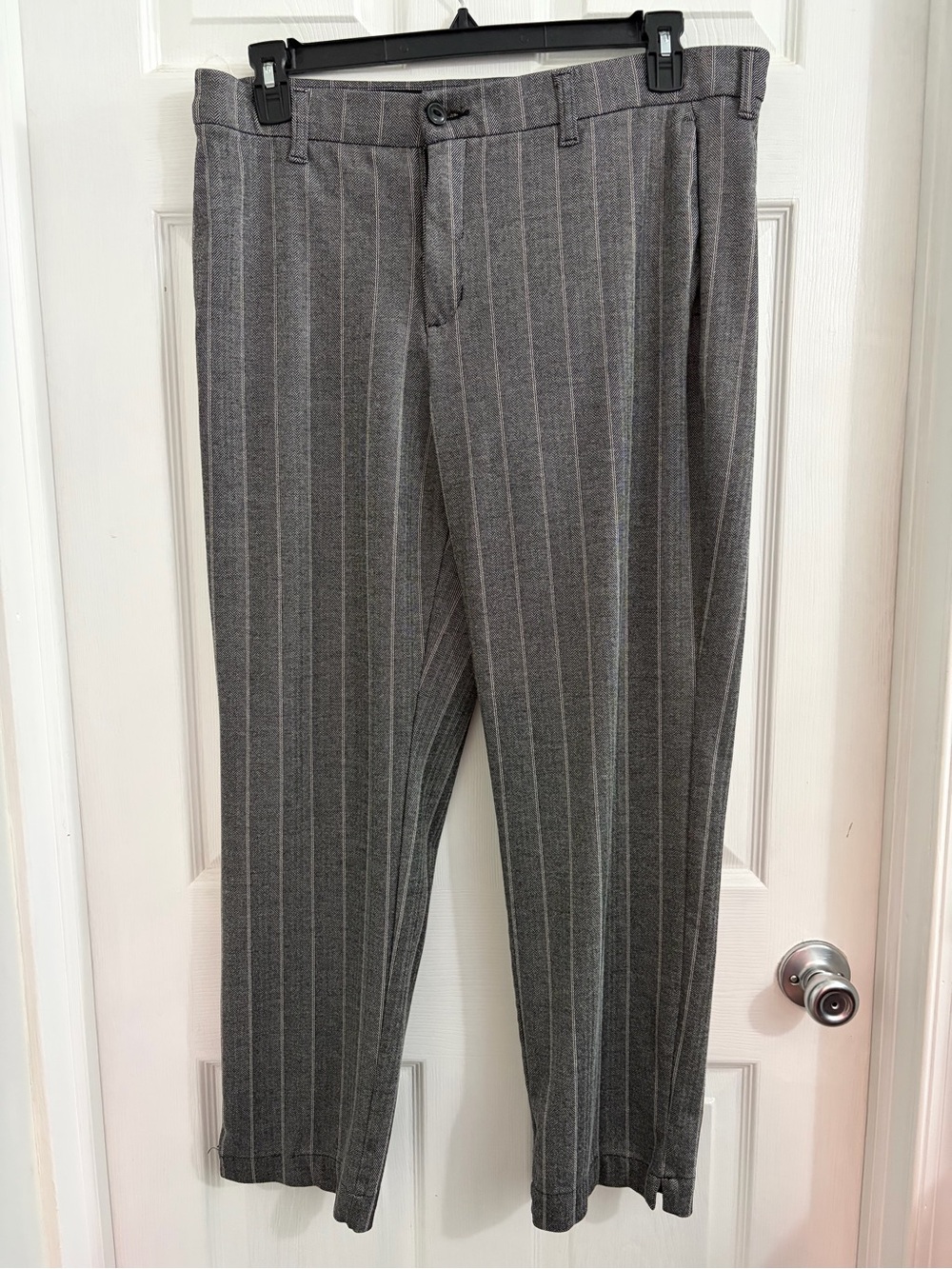 Lee Women’s Gray Pinstripe Dress Pants - Vertical Stripe. Size 16 $10